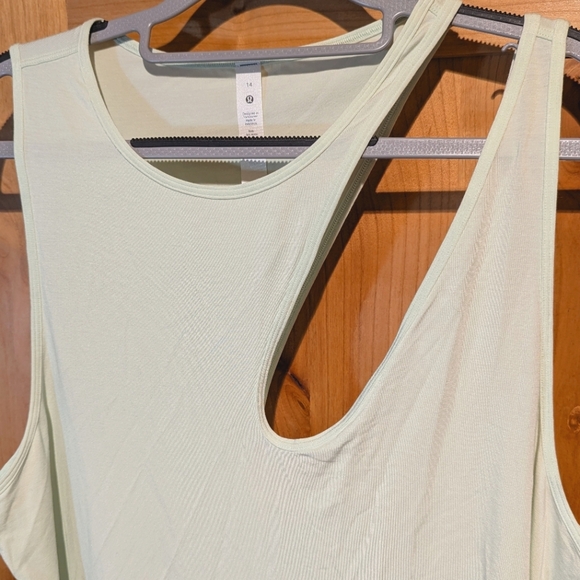 Lululemon NWT Modal-Silk Shoulder Cut-Out Yoga Tank Light Green Sz 14 - Picture 8 of 11
